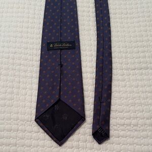 Brooks Brothers Classic Deep Blue and Gold Patterned Tie